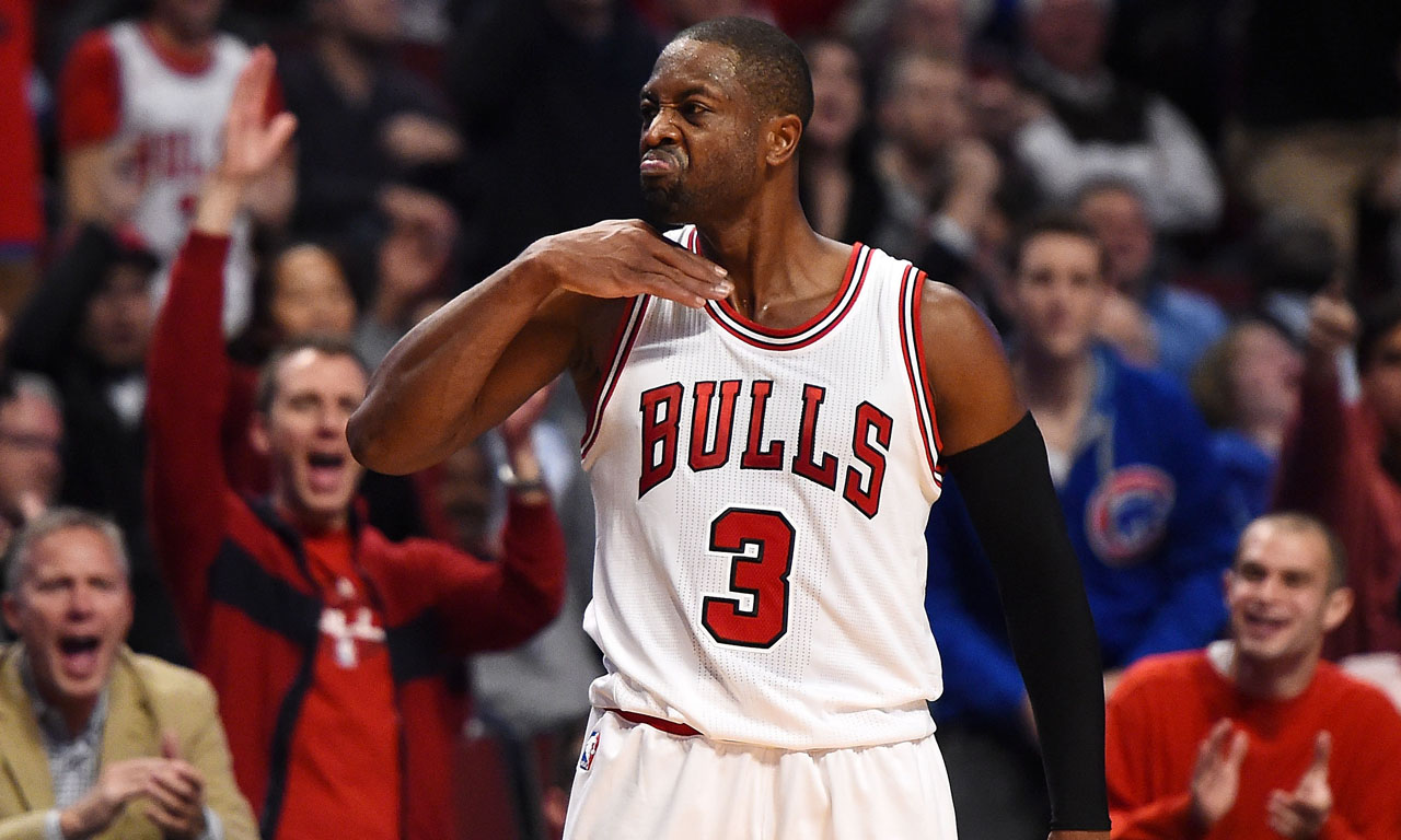 球队把比赛当训练赛打（球队把正式比赛当作练兵场）