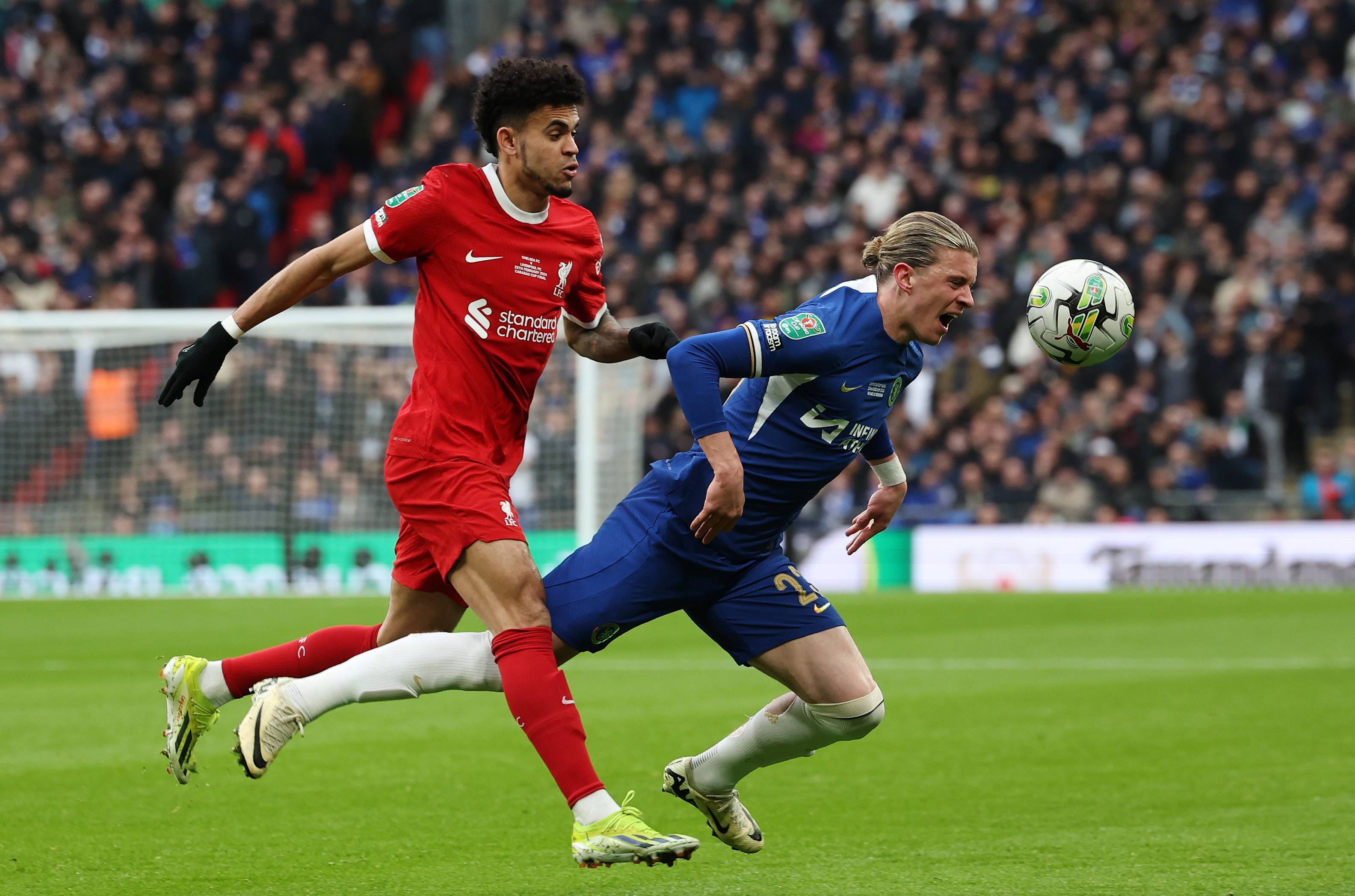 巴萨拒绝放人！吉罗纳想复制埃里克成功案例遭拒，卡萨斯留队发展（巴萨不放人！吉罗纳复制埃里克模式受挫，卡萨斯留队继续成长）