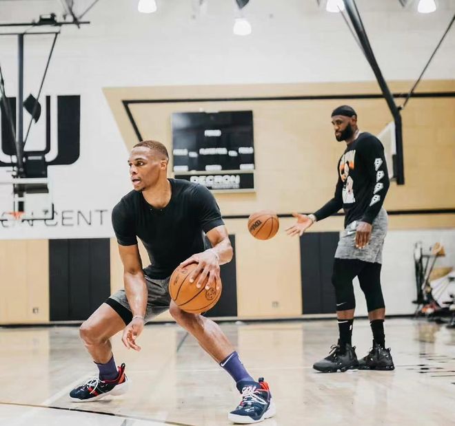 拉米罗：经历了漫长的赛季后，能让队员休息两三天是很重要的（拉米罗：漫长赛季后，给队员两三天的休整至关重要）