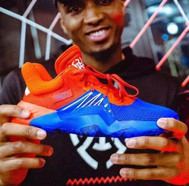 徐根宝：说我落伍的都不知道，我每天要看曼城、巴萨的比赛（徐根宝回应落伍质疑：我每天都看曼城和巴萨的比赛）