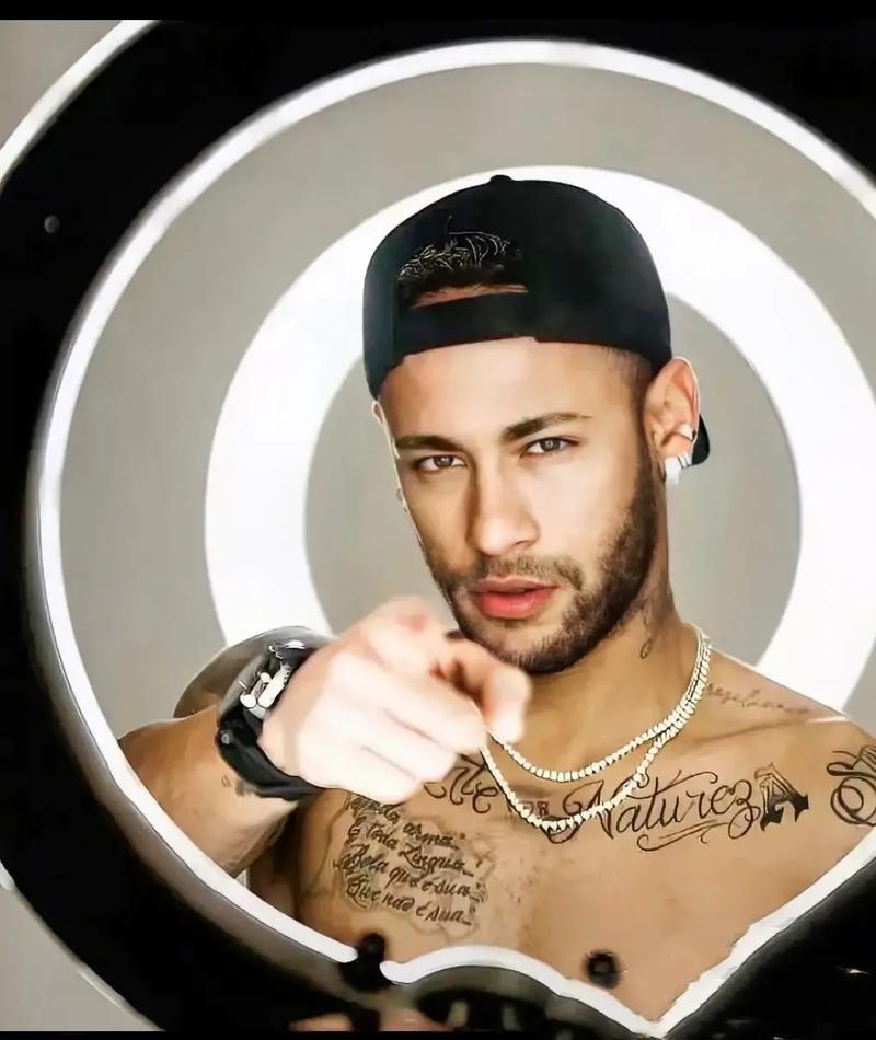 是否担心面对挪威足球？坎比亚索：我无法回答这个问题（被问是否担心对阵挪威，坎比亚索：这个问题没法回答）