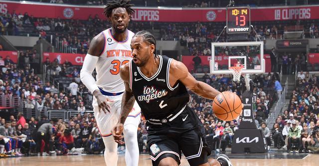 天空：维萨未随布伦特福德前往客场参加比赛，他仍渴望离队（天空：维萨缺席布伦特福德客场之旅，仍有离队意愿）