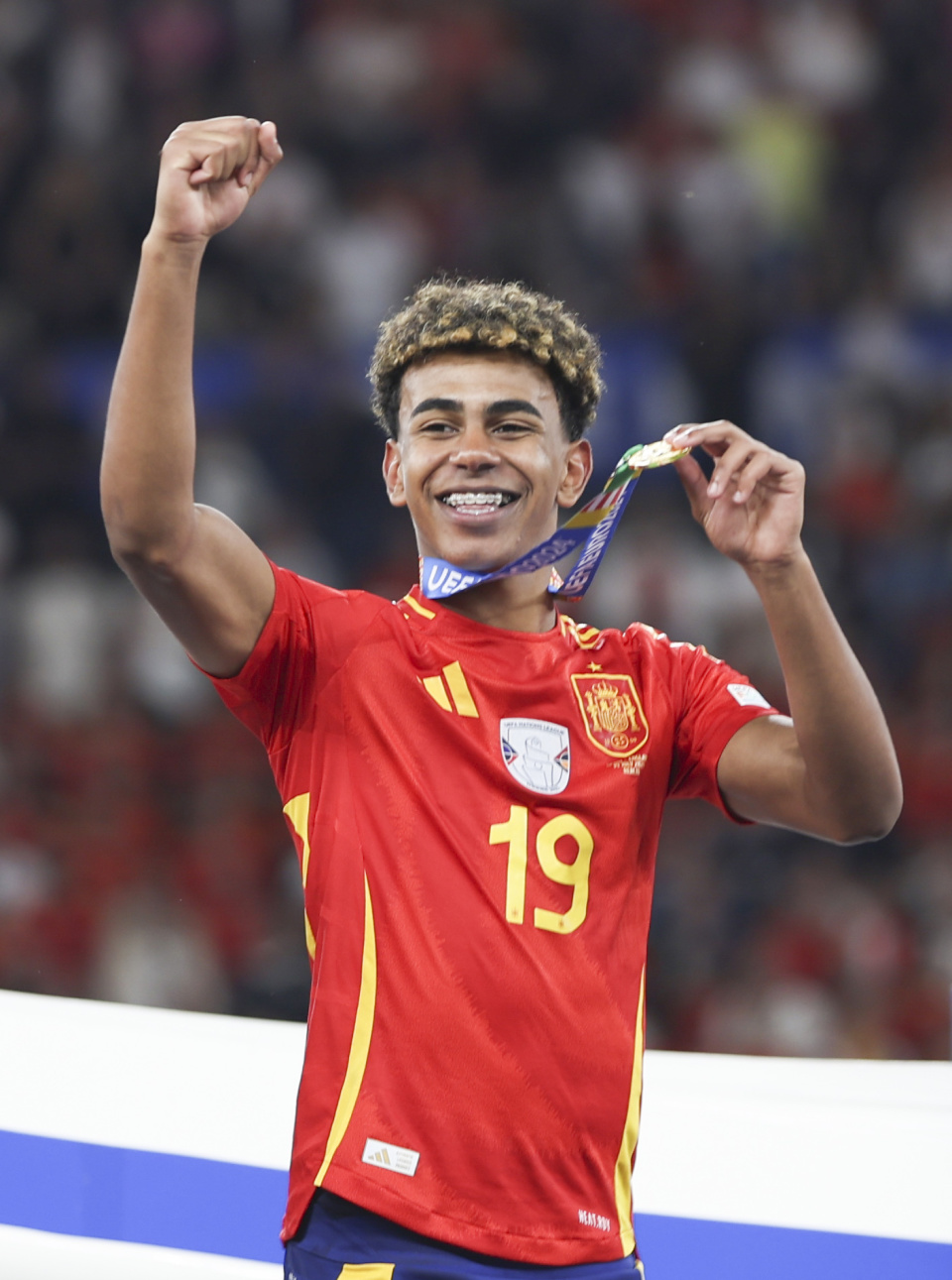 博努奇：我坚信加图索带领国家队走的是正确道路（博努奇：我相信加图索正引领国家队走在正确的方向上）