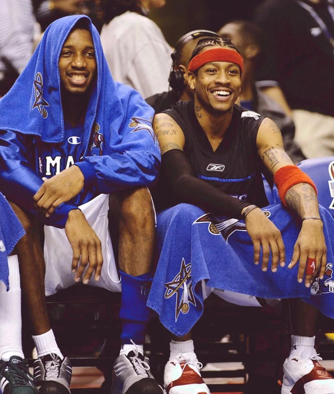 意媒：为避免球迷干扰，斯帕莱蒂决定尤文不在那不勒斯过夜（意媒称斯帕莱蒂为规避球迷打扰，决定尤文不在那不勒斯留宿）