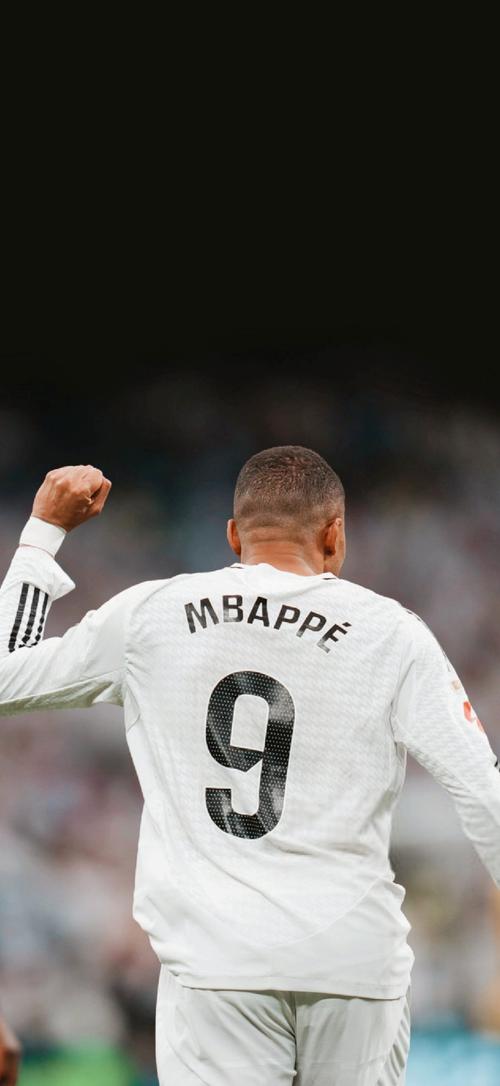 篮球勇士明星球员连续三场20+得分（勇士队当家球星连续三战砍下20+分）